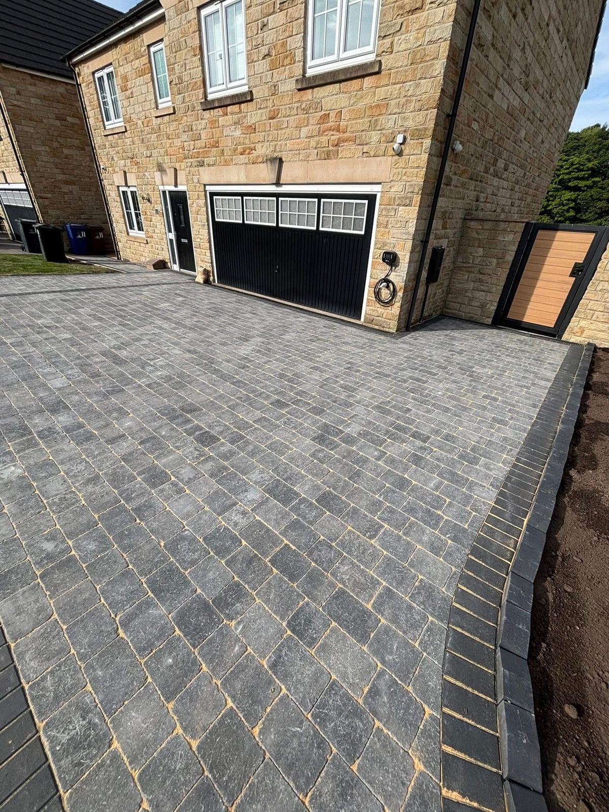 Resin bound driveway installation